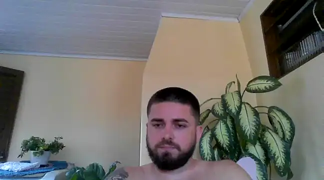 Snapshot of Dat1994 chatting on 12.13.24 Dat1994 online show from 12.13.24