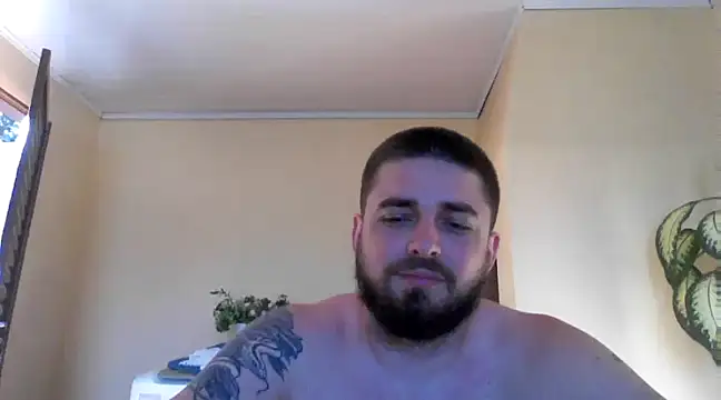 Snapshot of Dat1994 chatting on 12.17.24 Dat1994 online show from 12.17.24