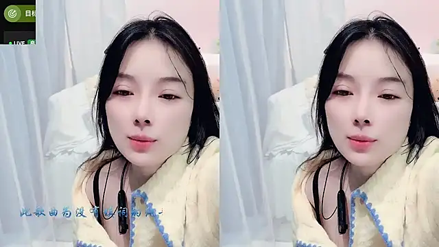 AKiKi711 online show from 10.12.25