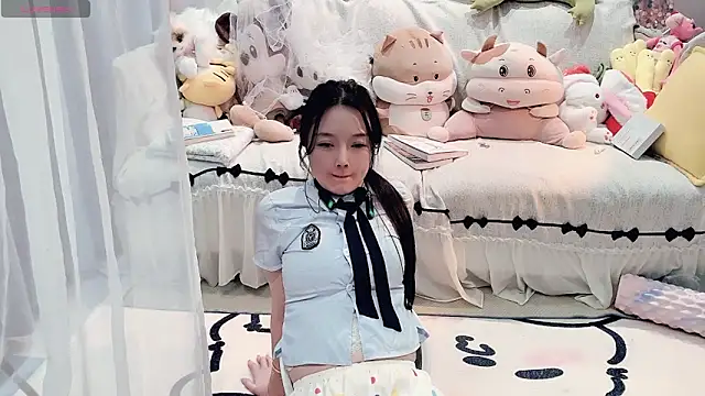 Snapshot of AKiKi711 chatting on 04.30.26 AKiKi711 online show from 04.30.26