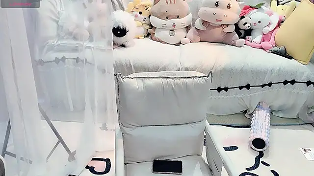 Snapshot of AKiKi711 chatting on 07.08.26 AKiKi711 online show from 07.08.26