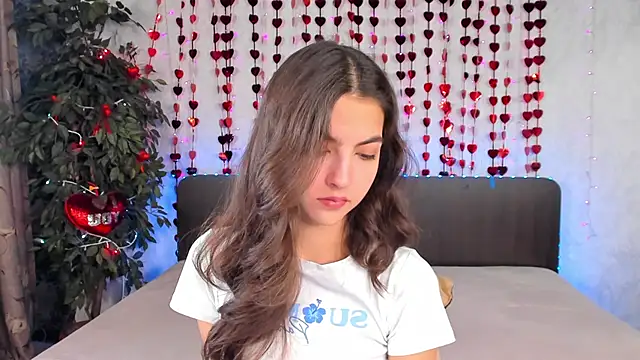 Milana Crystal  online show from 02.23.25