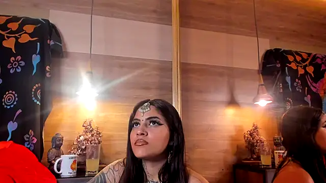 Cori Paige online show from 12.19.25