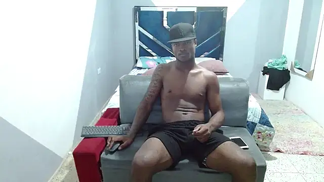 MiguelAngelxl online show from 11.06.25