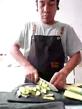 Snapshot of bammbammm chatting on 12.23.24 bammbammm online show from 12.23.24