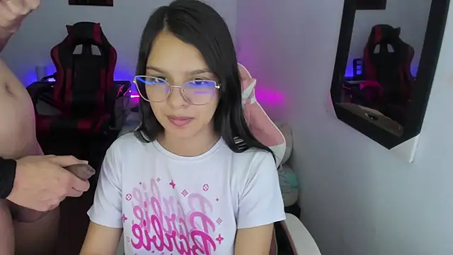 jessi and boy online show from 12.15.25