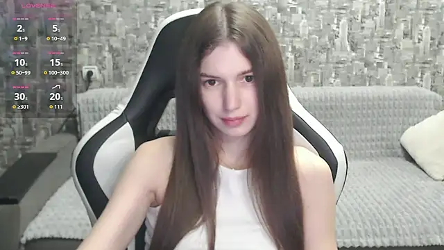 Snapshot of MissMiaCutie chatting on 09.22.25 MissMiaCutie online show from 09.22.25