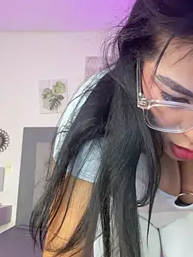 Kylie2211 online show from 01.30.25