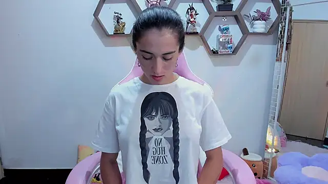 SharonSander online show from 01.11.25