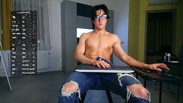 Snapshot of ChristianLevine_ chatting on 02.20.26 ChristianLevine online show from 02.20.26