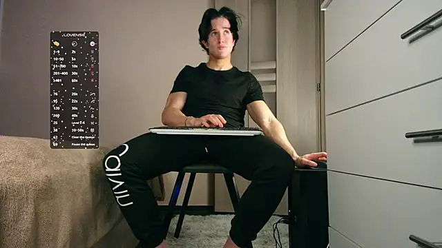 Snapshot of ChristianLevine_ chatting on 03.11.26 ChristianLevine online show from 03.11.26
