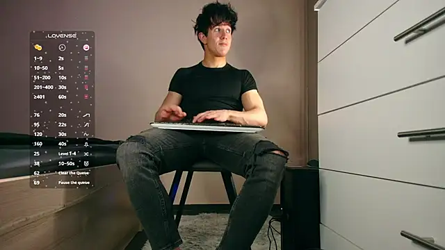 Snapshot of ChristianLevine_ chatting on 03.22.26 ChristianLevine online show from 03.22.26