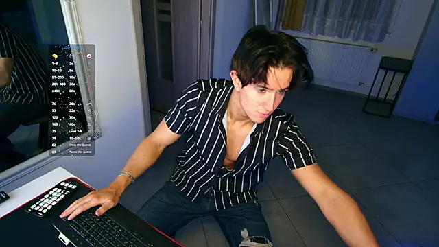 Snapshot of ChristianLevine_ chatting on 04.18.26 ChristianLevine online show from 04.18.26