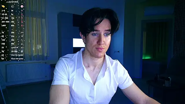 Snapshot of ChristianLevine_ chatting on 05.08.26 ChristianLevine online show from 05.08.26