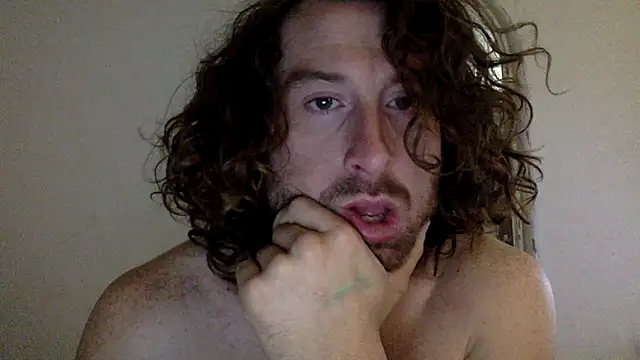 Snapshot of sirchubster chatting on 05.16.26 sirchubster online show from 05.16.26
