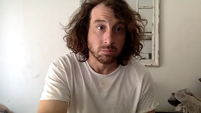 Snapshot of sirchubster chatting on 05.21.26 sirchubster online show from 05.21.26