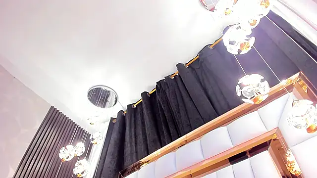 SarayRoyse online show from 03.07.25