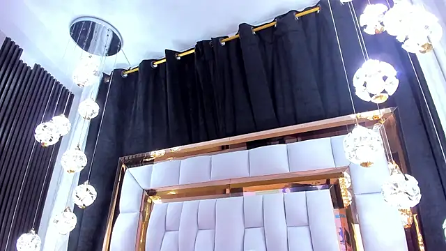 Snapshot of SarayRoyse chatting on 01.16.26 SarayRoyse online show from 01.16.26