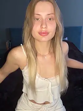 Sweet  Milly online show from 12.17.24