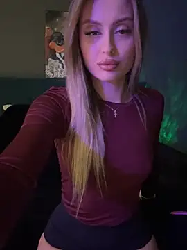 Sweet  Milly online show from 01.12.25