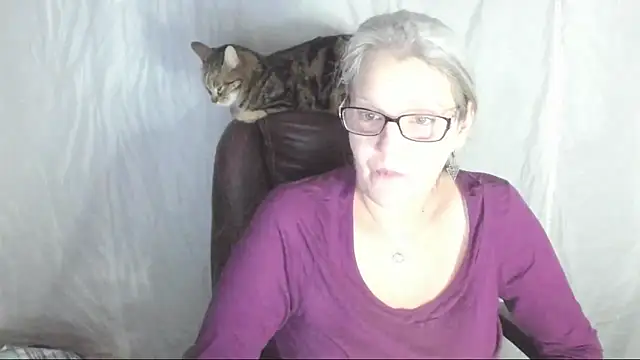 irinamaux online show from 03.07.25