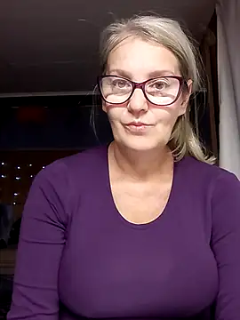 irinamaux online show from 10.05.25