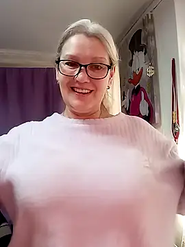 irinamaux online show from 02.01.26