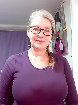 irinamaux online show from 02.28.26