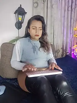 Snapshot of silvana_queen07 chatting on 07.02.26 silvana queen07 online show from 07.02.26