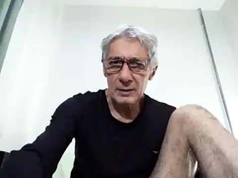 Snapshot of BIGUNCUTHARDCOCK chatting on 02.26.25 BIGUNCUTHARDCOCK online show from 02.26.25