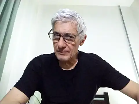 Snapshot of BIGUNCUTHARDCOCK chatting on 02.27.25 BIGUNCUTHARDCOCK online show from 02.27.25