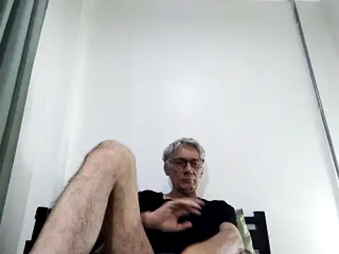 Snapshot of BIGUNCUTHARDCOCK chatting on 03.21.25 BIGUNCUTHARDCOCK online show from 03.21.25