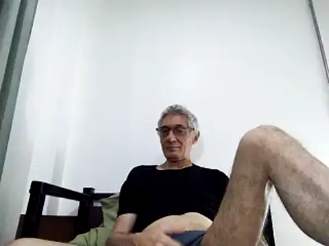Snapshot of BIGUNCUTHARDCOCK chatting on 03.21.25 BIGUNCUTHARDCOCK online show from 03.21.25