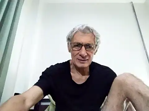 Snapshot of BIGUNCUTHARDCOCK chatting on 03.21.25 BIGUNCUTHARDCOCK online show from 03.21.25