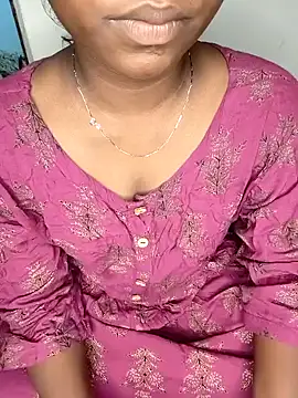 Snapshot of tamilachi4u chatting on 01.06.25 tamilachi4u online show from 01.06.25