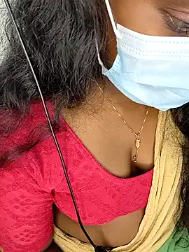 Snapshot of tamilachi4u chatting on 02.16.25 tamilachi4u online show from 02.16.25