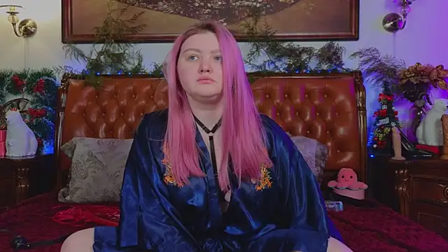 Snapshot of Unholy_Lady chatting on 12.22.24 Unholy Lady online show from 12.22.24