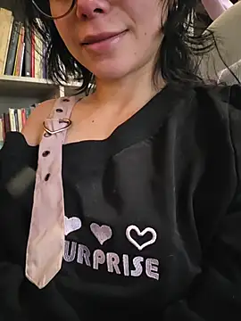 Snapshot of loIijanne chatting on 07.23.26 loIijanne online show from 07.23.26