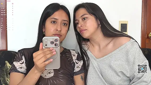 2SummerLove1 online show from 03.31.26