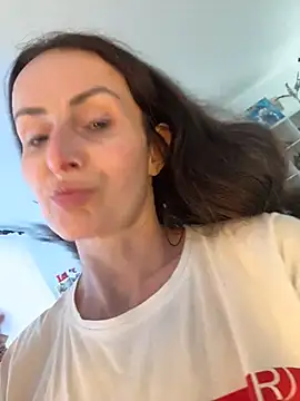 Snapshot of _AHHA_ chatting on 02.02.26 AHHA online show from 02.02.26