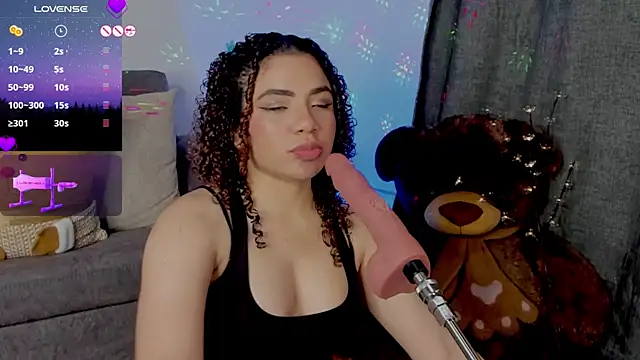 Queen Deepthroat online show from 12.10.24