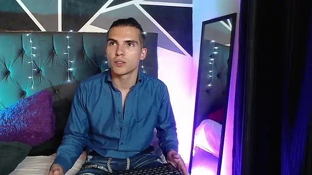  Tattoo Couple online show from 01.14.25