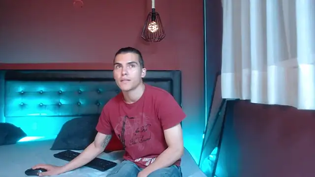  Tattoo Couple online show from 03.17.25