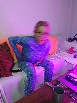 blondyruby online show from 12.15.25