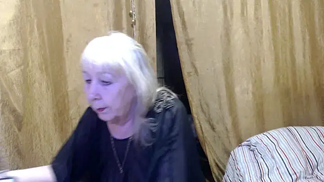 Snapshot of _Estelitta_5 chatting on 02.21.25  Estelitta 5 online show from 02.21.25