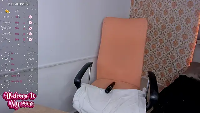 pervert milf04 online show from 03.13.25