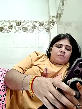 Snapshot of Husnpari20 chatting on 03.04.25 Husnpari20 online show from 03.04.25