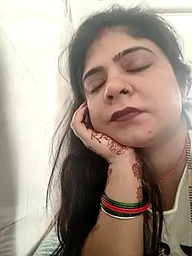 Snapshot of Husnpari20 chatting on 10.11.25 Husnpari20 online show from 10.11.25