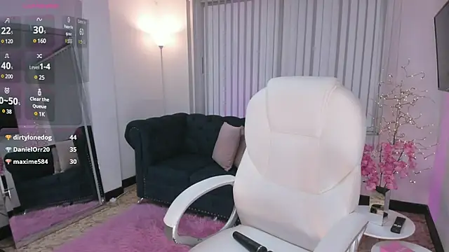 Aida adams online show from 03.06.25