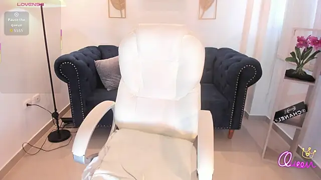 Aida adams online show from 02.25.26